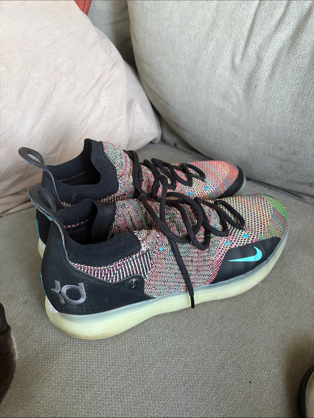 Nike Zoom KD 11
"Multi-Color"  size 11.5 mens